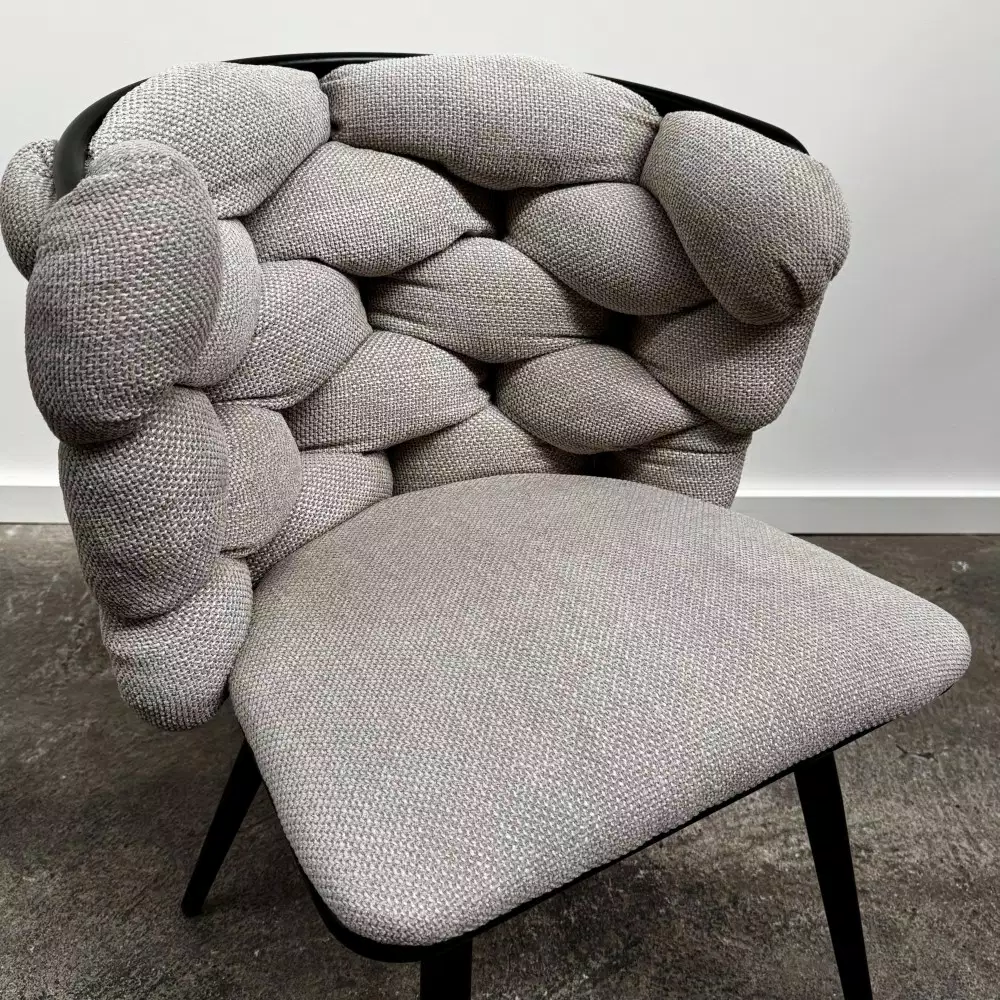 chaise-design-tressee-gris-clair-acier-noir (1)